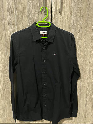 Black Tommy Jeans Shirt 2