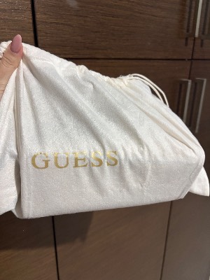 Τσάντα Guess 1