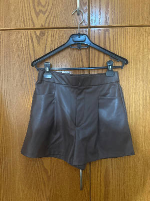 Zara Short  1