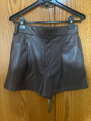 Zara Short  2