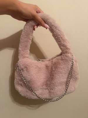 Cream fluffy bag  1
