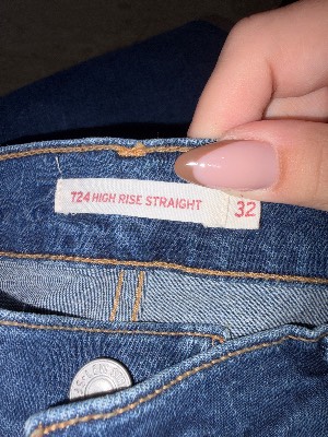 Levi’s 724 High Rise Straight Jeans – Size 32 | Brand New 2