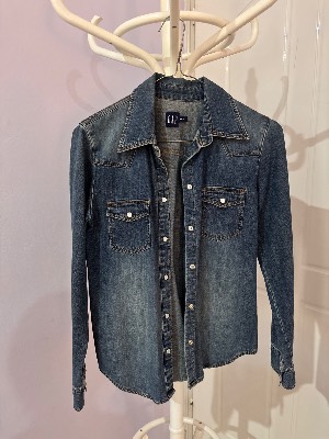 GAP Denim Shirt XS 1