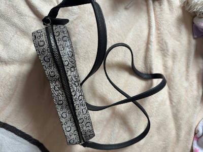 Guess Bag 1