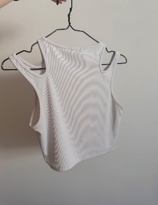 White top 2