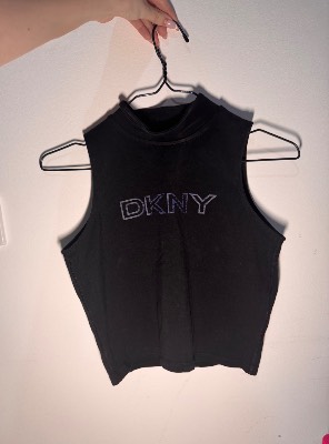 DKNY top 1