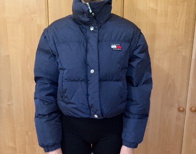 Tommy Jeans Navy Cropped Puffer Jacket – Size S 1