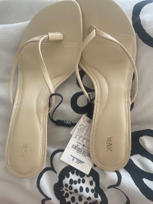 Zara kitten heels 1